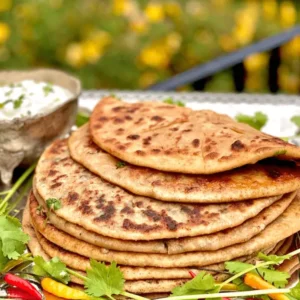 Lahori Garlic Chilli Chicken Paratha