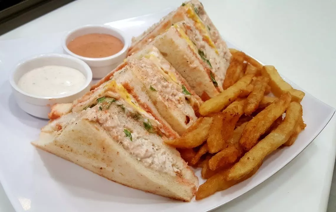 Lahori Club Sandwich