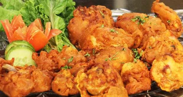 Lahori Chicken Pakora (4Pcs)