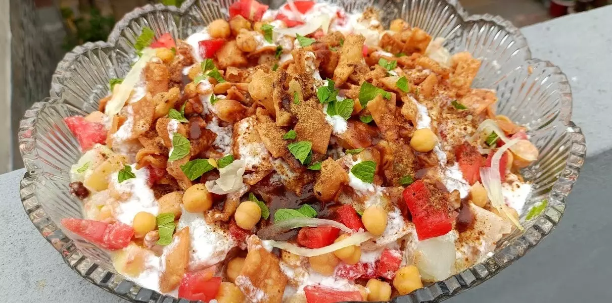 Lahori Papri Chana Chaat