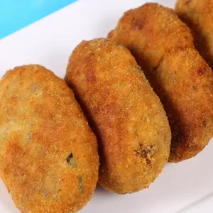 Lahori Potato Chicken Cutlets (4Pcs)
