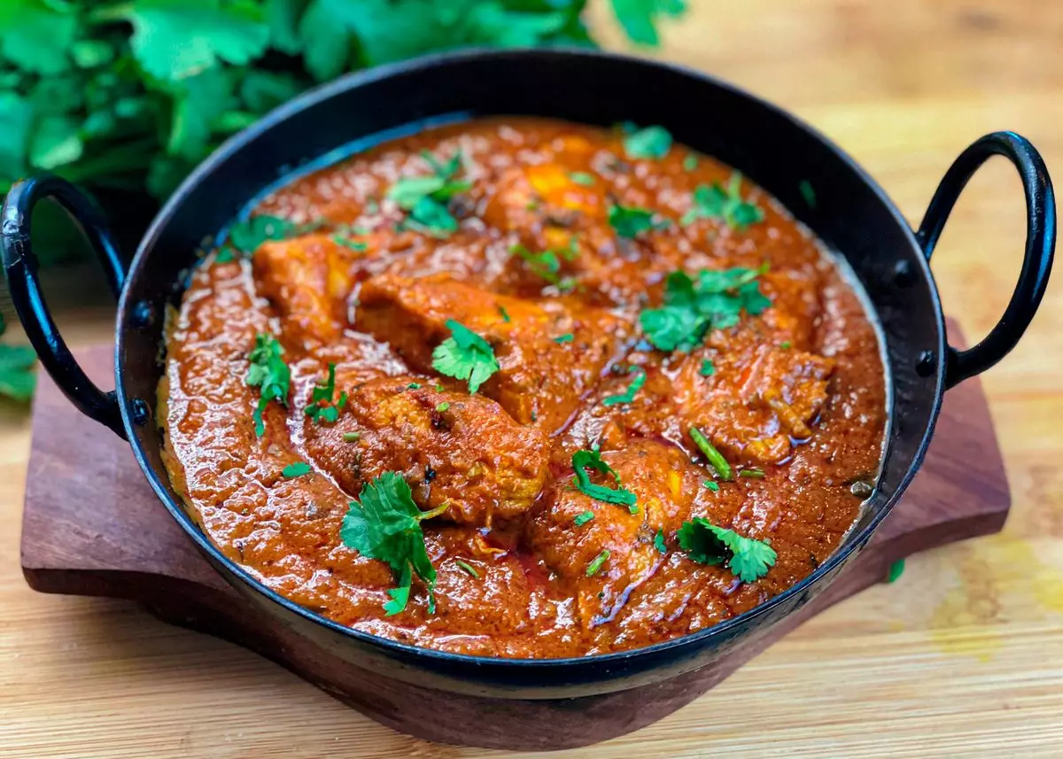 Lahori Boneless Chicken Madras Extra Large