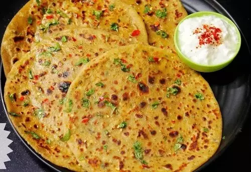 Lahori Chilli Paratha